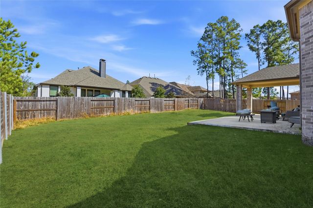17501 Spice Merlot Lane, Conroe, TX 77302