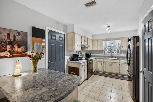 104 Fairway Drive, Crestview, FL 32536