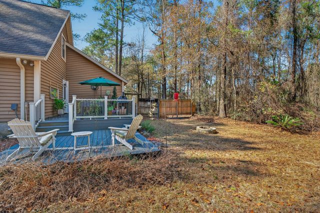 104 Fairway Drive, Crestview, FL 32536