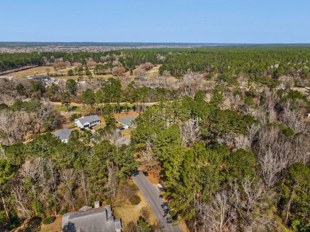 104 Fairway Drive, Crestview, FL 32536