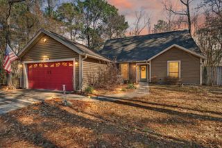 104 Fairway Drive, Crestview, FL 32536