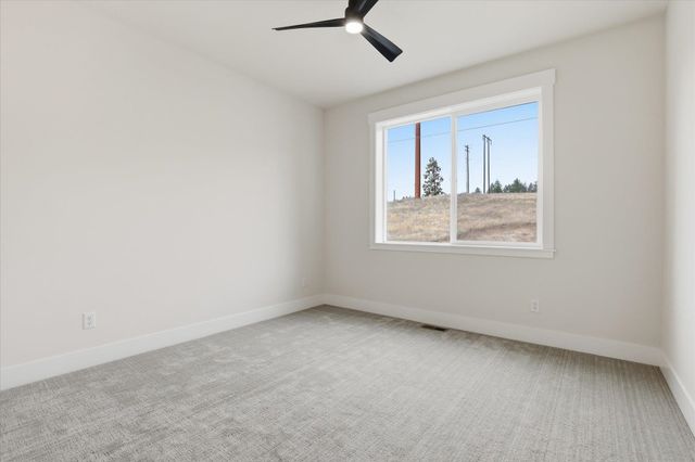 7285 E Columbia Dr, Spokane, WA 99212