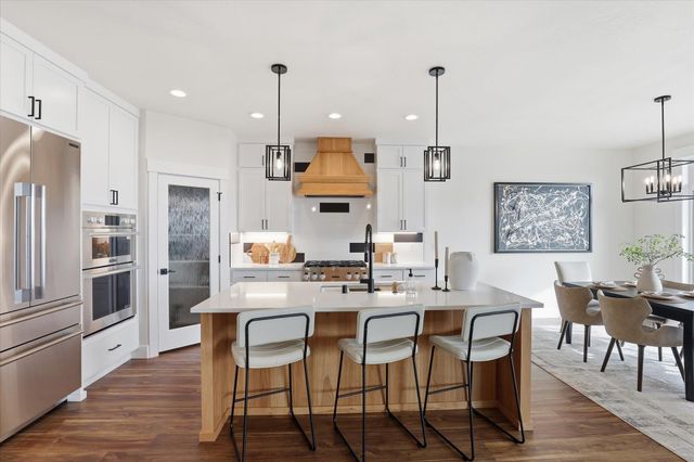 7285 E Columbia Dr, Spokane, WA 99212