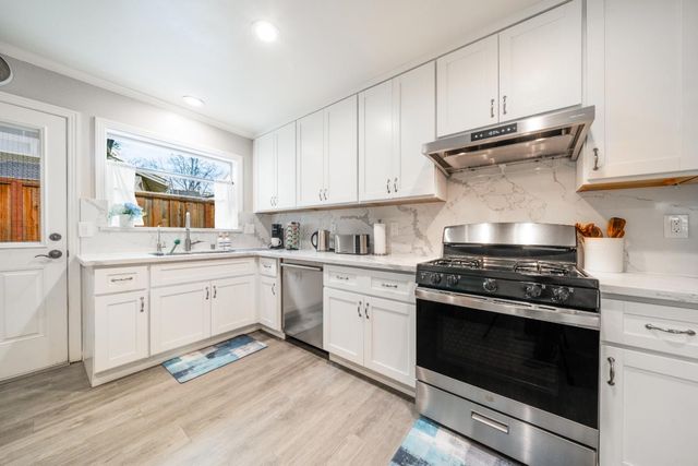 16605 Camellia Terrace, Los Gatos, CA 95032