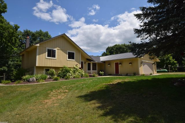 3424 Abbey Lane, Lapeer, MI 48446
