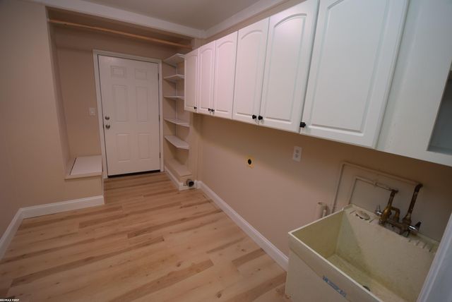 3424 Abbey Lane, Lapeer, MI 48446