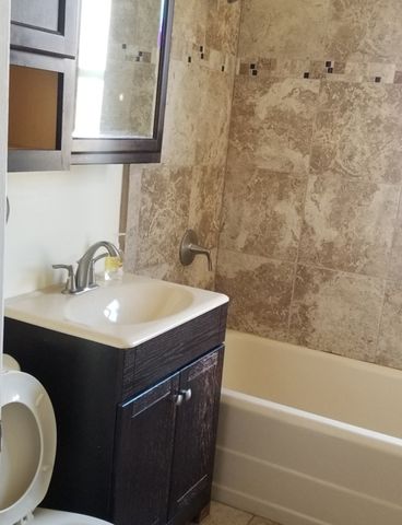 7538 S EGGLESTON Avenue, Chicago, IL 60620