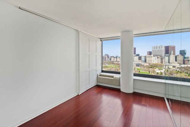155 N HARBOR Drive 2201, Chicago, IL 60601