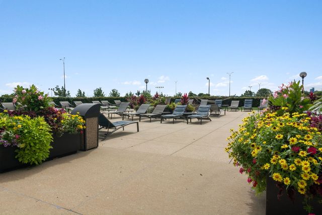 155 N HARBOR Drive 2201, Chicago, IL 60601