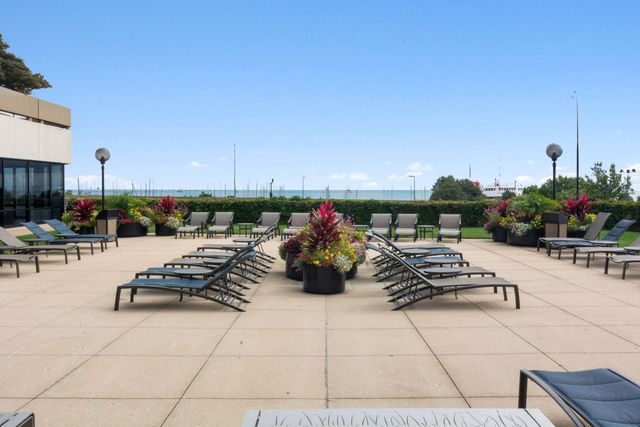 155 N HARBOR Drive 2201, Chicago, IL 60601