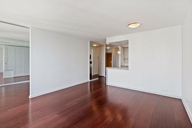 155 N HARBOR Drive 2201, Chicago, IL 60601