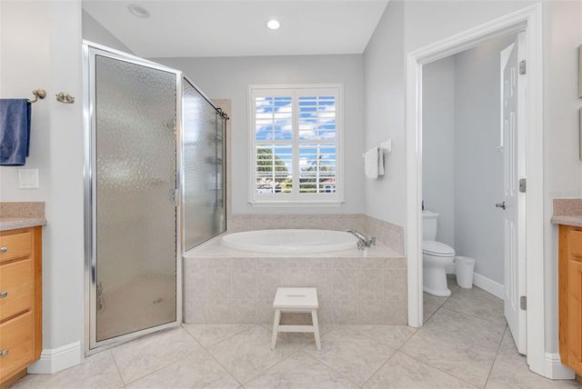 895 CLEAR LAKE DRIVE, Englewood, FL 34223