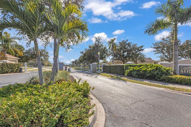 895 CLEAR LAKE DRIVE, Englewood, FL 34223