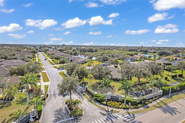 895 CLEAR LAKE DRIVE, Englewood, FL 34223