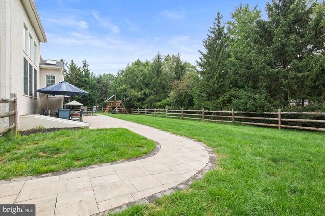 1108 KINGSLEY HALL DR, Lansdale, PA 19446