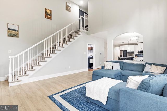 1108 KINGSLEY HALL DR, Lansdale, PA 19446