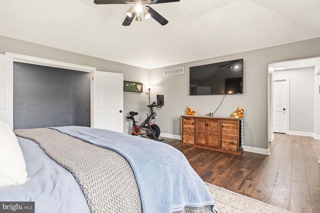 1108 KINGSLEY HALL DR, Lansdale, PA 19446