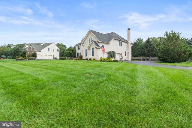 1108 KINGSLEY HALL DR, Lansdale, PA 19446