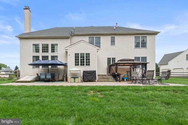 1108 KINGSLEY HALL DR, Lansdale, PA 19446