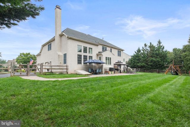 1108 KINGSLEY HALL DR, Lansdale, PA 19446