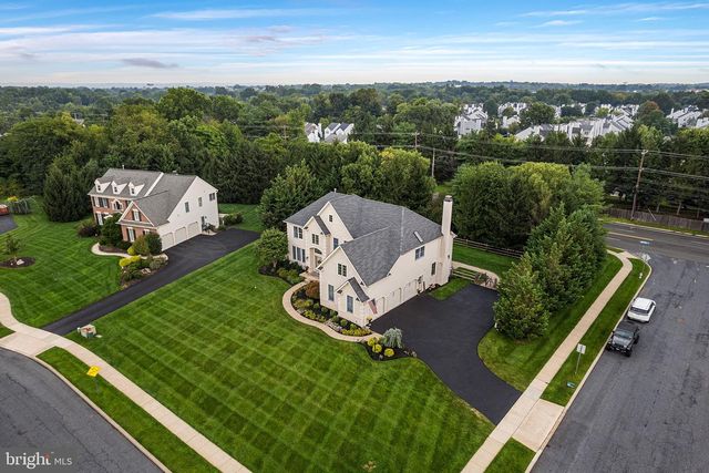 1108 KINGSLEY HALL DR, Lansdale, PA 19446