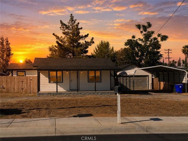 34335 County Line, Yucaipa, CA 92399