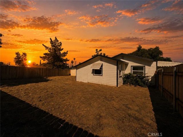 34335 County Line, Yucaipa, CA 92399