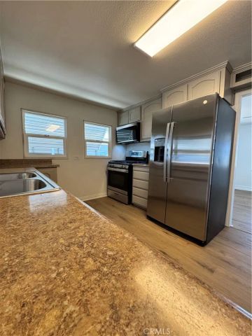 34335 County Line, Yucaipa, CA 92399