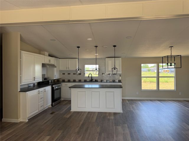 10202 County Road 4116, Kaufman, TX 75142