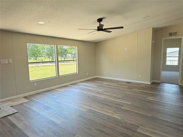 10202 County Road 4116, Kaufman, TX 75142