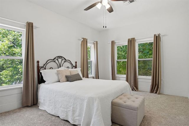 3715 N McKinley Avenue, Oklahoma City, OK 73118