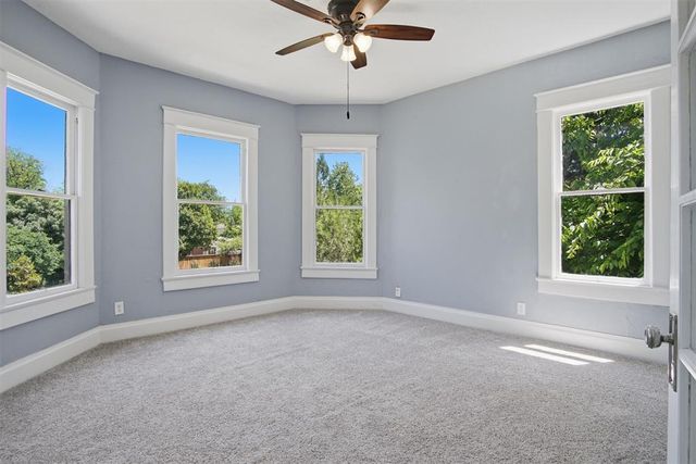 3715 N McKinley Avenue, Oklahoma City, OK 73118