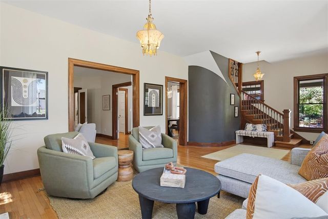 3715 N McKinley Avenue, Oklahoma City, OK 73118