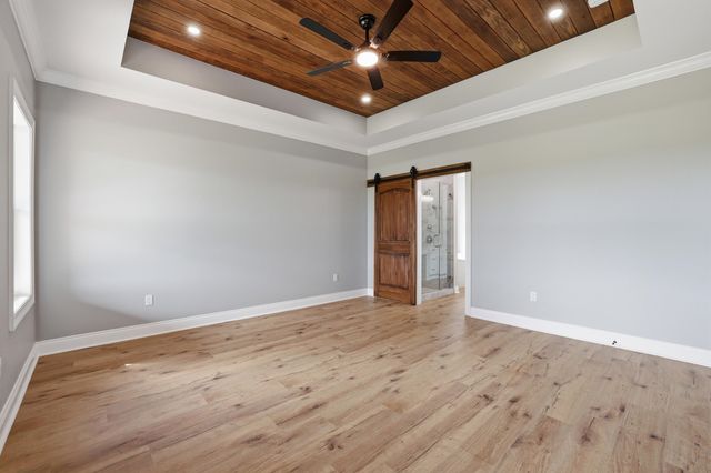 303 Couch Drive, Thibodaux, LA 70301