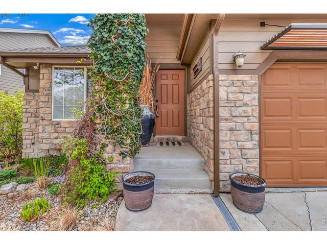 4578 Twin Peaks Dr, Loveland, CO 80537