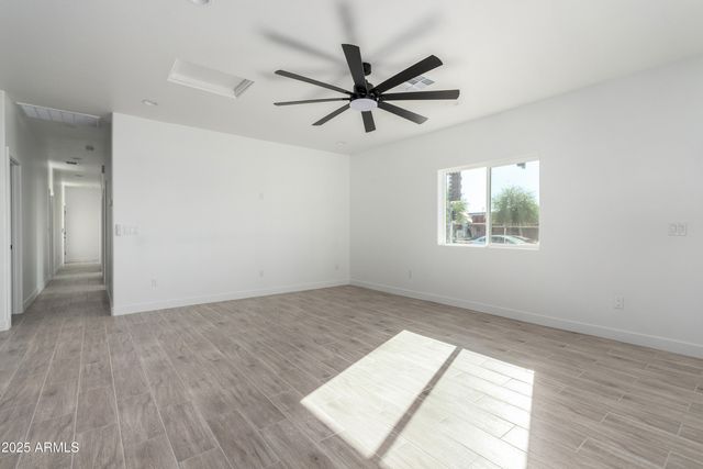 10611 N 81st Avenue, Peoria, AZ 85345