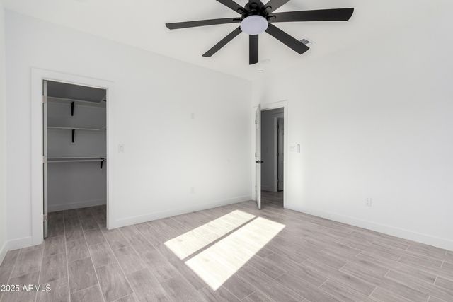 10611 N 81st Avenue, Peoria, AZ 85345