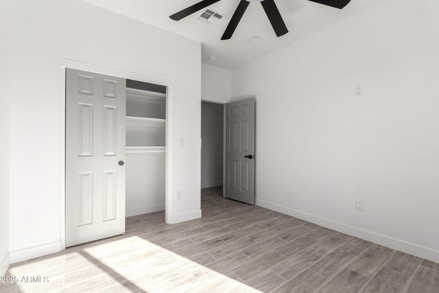 10611 N 81st Avenue, Peoria, AZ 85345