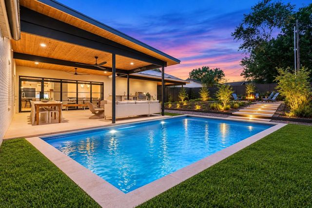 5823 Trailridge DR, Austin, TX 78731