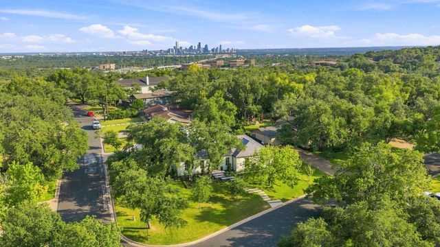 5823 Trailridge DR, Austin, TX 78731