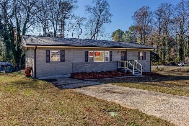 12 Peachtree SE Circle, Marietta, GA 30060