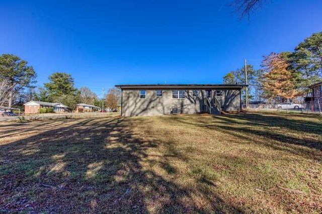 12 Peachtree SE Circle, Marietta, GA 30060