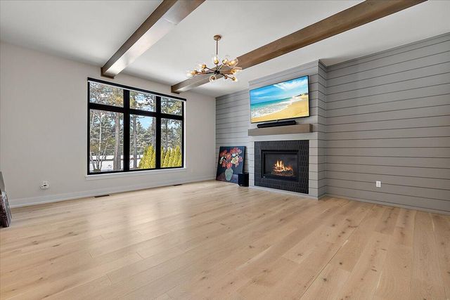 52801 Royal Park Avenue, Shelby Twp, MI 48315