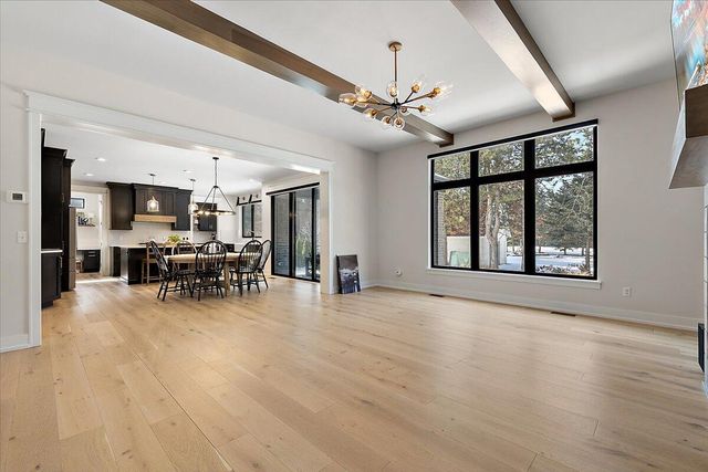 52801 Royal Park Avenue, Shelby Twp, MI 48315