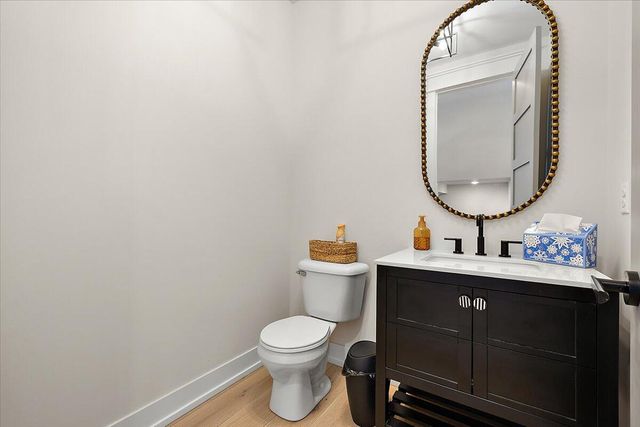 52801 Royal Park Avenue, Shelby Twp, MI 48315