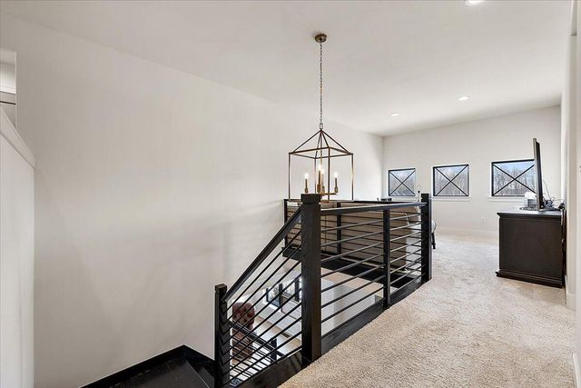 52801 Royal Park Avenue, Shelby Twp, MI 48315