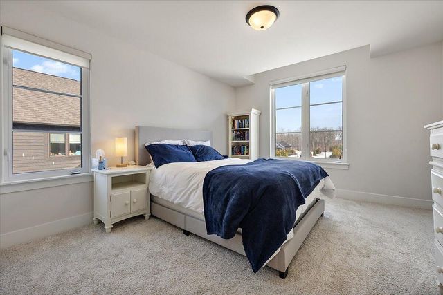 52801 Royal Park Avenue, Shelby Twp, MI 48315