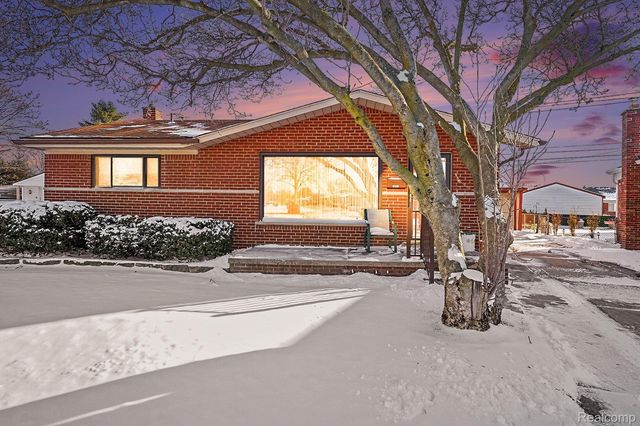 29801 Lonnie Drive, Westland, MI 48185