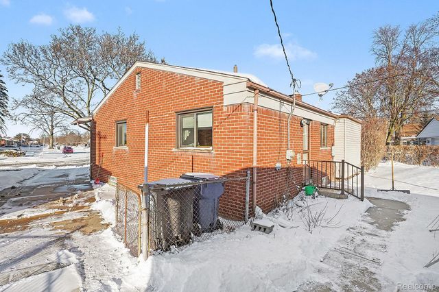 29801 Lonnie Drive, Westland, MI 48185