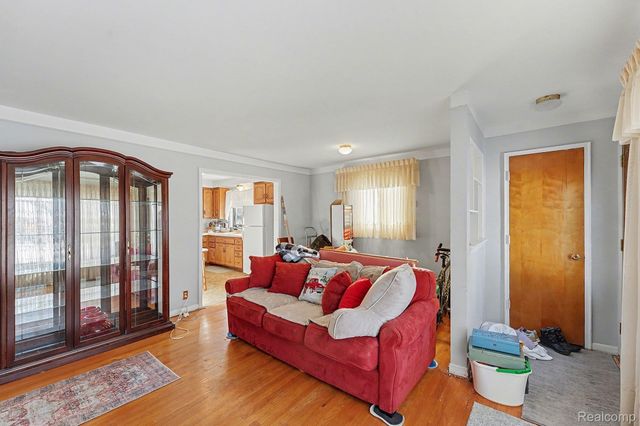 29801 Lonnie Drive, Westland, MI 48185